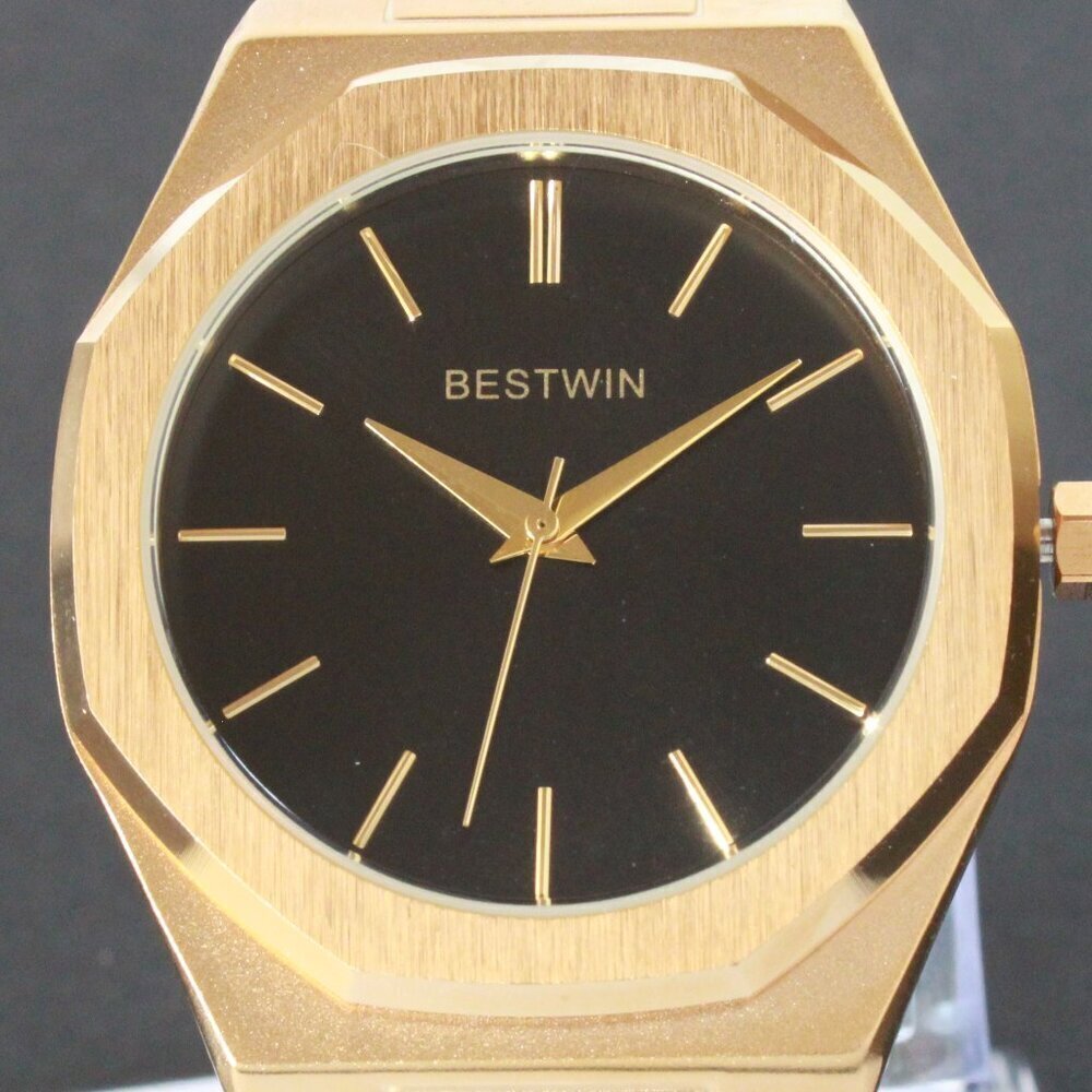 Men's Sports Watch Integrated Bracelet Gold Tone Quartz 41.5mm - Picture 13 of 13